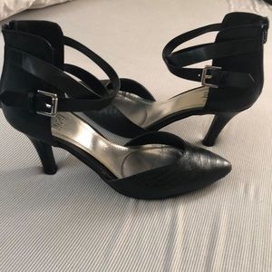 Black Pump/ heels . Cute, Stylish and elegant. Used see pictures for details.